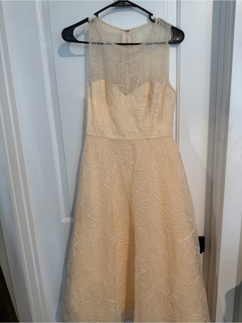 BCBGMaxAzria Off-White Floral Embroidered Cocktail Dress